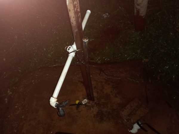 Inconsciencia ciudadana deja sin agua para beber a toda una vecindad | Radio Regional 660 AM