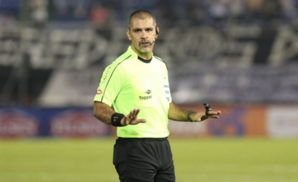 HOY / Otra vez Eber será el juez principal del superclásico