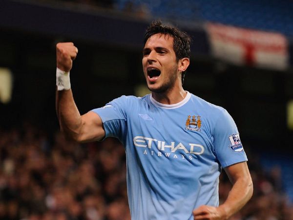 Así recuerda el Manchester City a Roque Santa Cruz