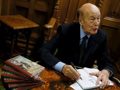 Fallece por Covid-19 ex presidente francés Valéry Giscard d'Estaing
