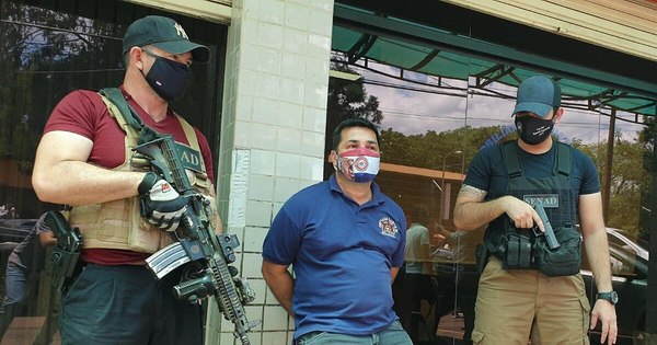 La Nación / Tráfico de arma: jueza ordenó prisión en la Senad de fiscalizador de Prieto
