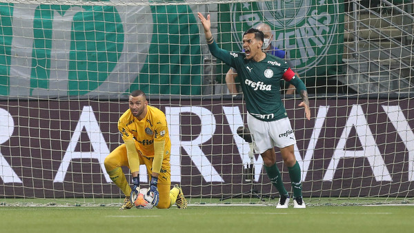 El Palmeiras de Gómez aplasta al Delfín y se inscribe en los cuartos