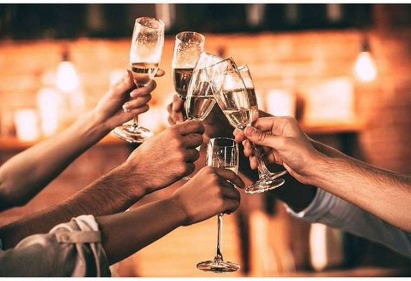 La OMS recomienda distanciamiento y tapabocas en las fiestas de fin de año