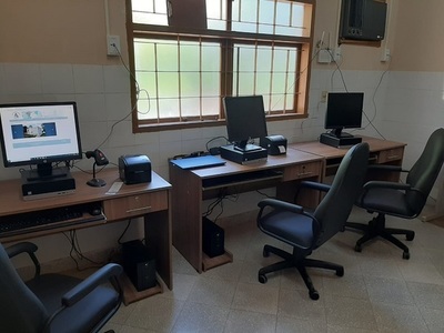 Fortalecen laboratorio de Coronel Oviedo para optimizar procesamiento de muestras covid-19 | .::Agencia IP::.