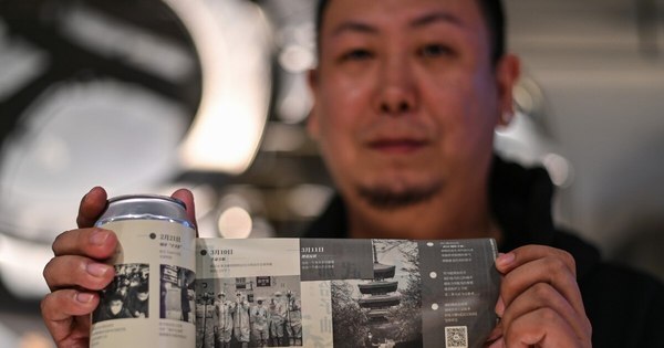 La Nación / Wuhan cuenta la epidemia en una lata de cerveza