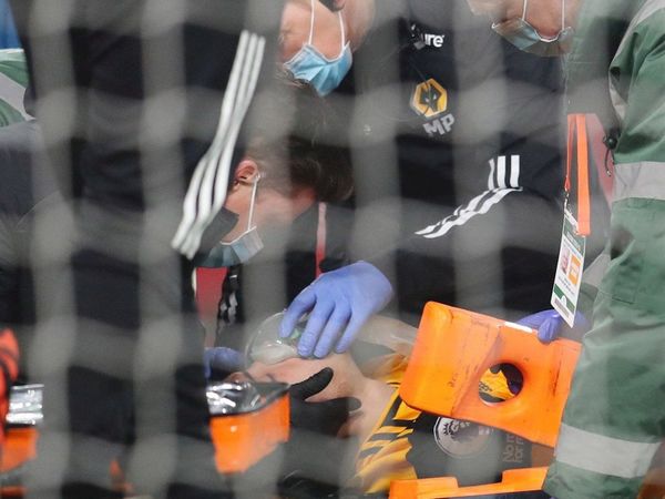 Raúl Jiménez podría abandonar el hospital la semana que viene