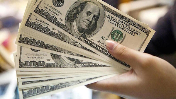 El BCP anunció que limitará al 2% el total de depósitos en dólares recibidos del sistema financiero
