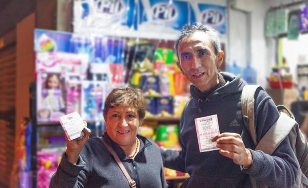 HOY / Paraguay se prepara para llevarse  los US$ 243 millones de la lotería Powerball