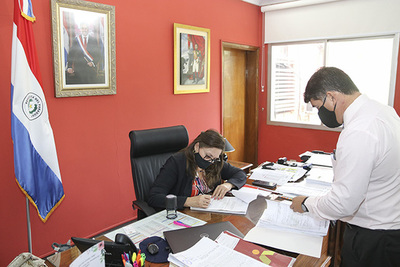 INDERT ADJUDICÓ EN TIEMPO RÉCORD 116 LOTES EN EDELIRA, ITAPÚA