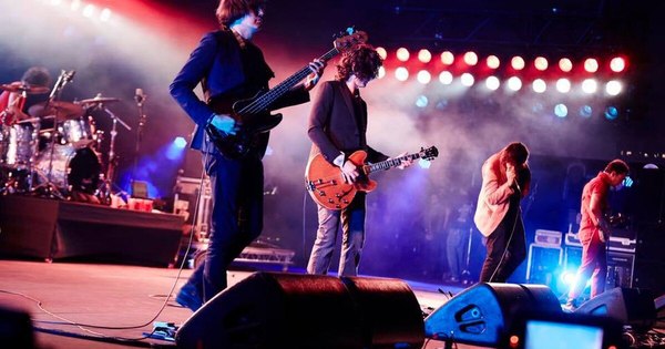 La Nación / The Strokes presenta su nuevo videoclip