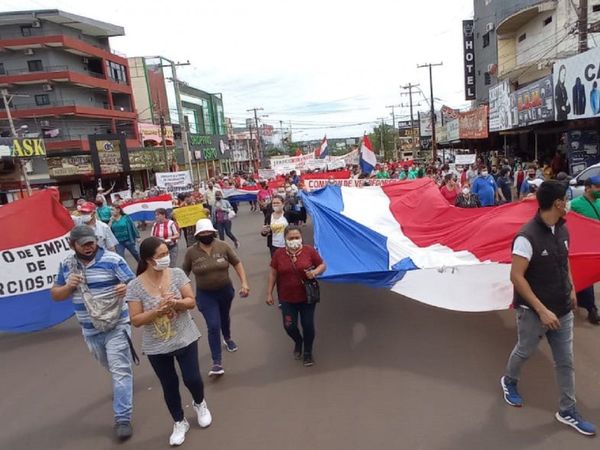 Autoridades negocian reapertura de frontera con Argentina