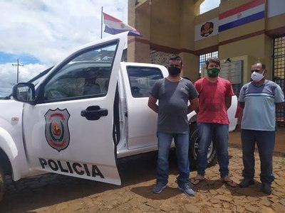REOS DEL CERESO REPARAN PATRULLERA Y LO ENTREGAN A LA DIRECCIÓN POLICIAL