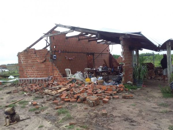Varias compañías de Misiones siguen sin energía eléctrica tras temporal
