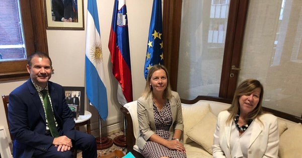 La Nación / Rendirán homenaje al legado de Branislava Susnik, celebrando su centenario