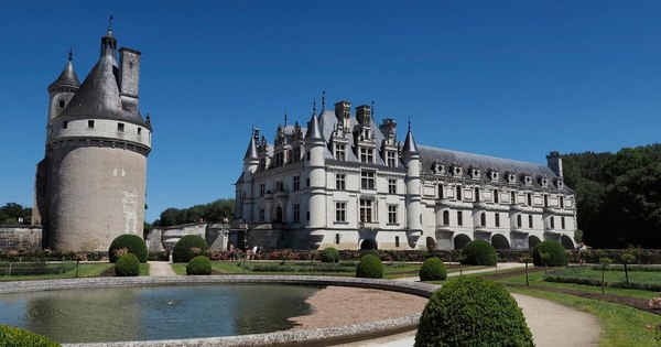 La Nación / Chanel presenta un desfile en línea desde el castillo de Chenonceau