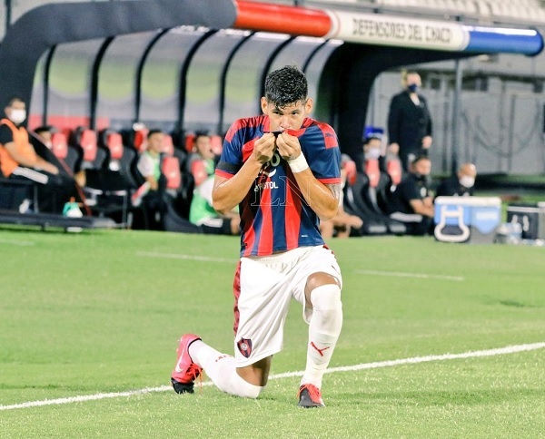 Cerro se impone en el superclásico por la mínima diferencia