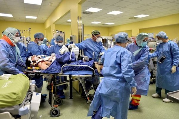 Nuevo récord de muertos en Italia por coronavirus: 993 en las últimas 24 horas | .::Agencia IP::.