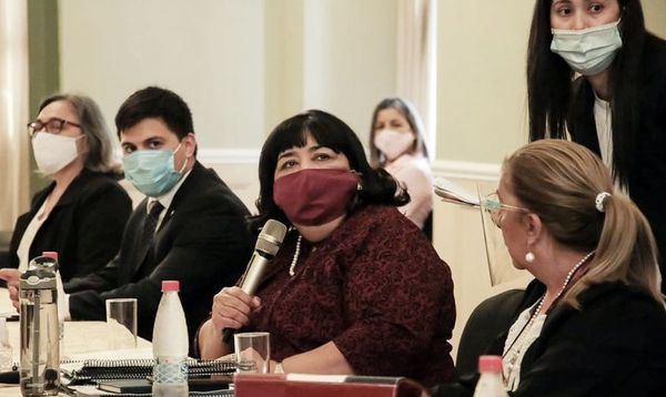 Ministra de la Niñez defiende la vida desde la concepción y afirma que responderá todas las preguntas de la interpelación - Nacionales - ABC Color