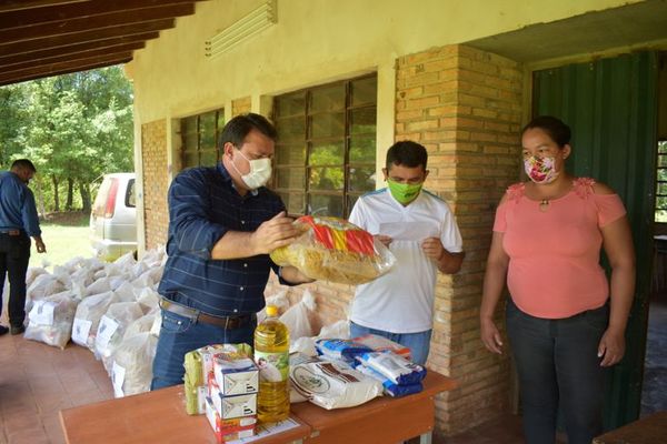 Última entrega de paquetes de alimentos en SJN - Nacionales - ABC Color