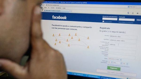 QUISO COMPRAR UN AUTOMÓVIL OFERTADO EN FACEBOOK, GIRÓ DINERO Y EL VENDEDOR SE ESFUMÓ. 