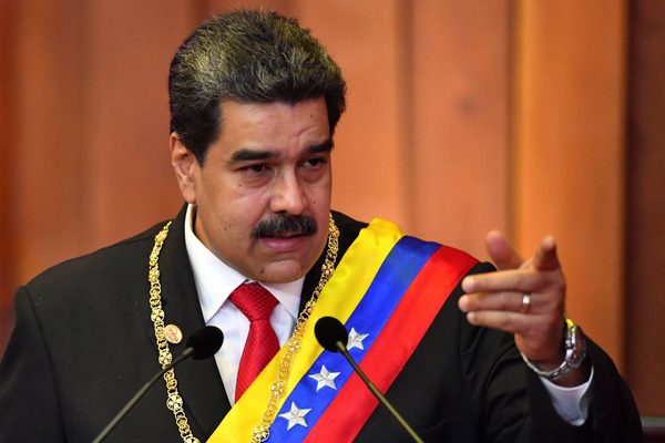 La dictadura de Maduro amenaza con dejar sin trabajo a quienes no concurran a las urnas » Ñanduti