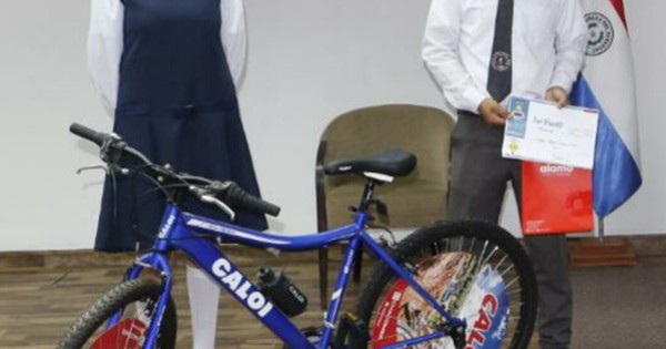 La Nación / MEC premia a audiovisuales sobre educación y seguridad vial