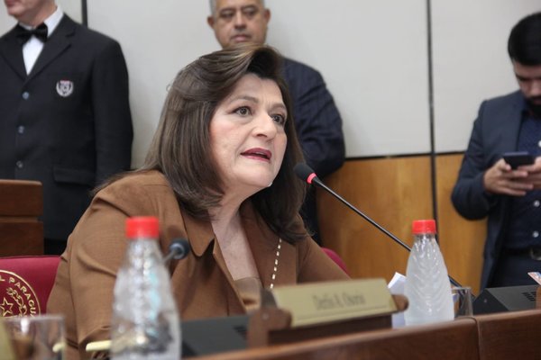 Senadora habría «metido mano» en recorte de presupuesto para futuro hospital escuela | Radio Regional 660 AM