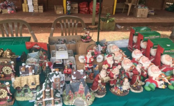 Feria de artículos navideños en APAMAP para recaudar fondos