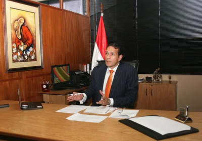 Ex viceministro de Industria replica a Arnoldo Wiens apuntando a que se debe invertir en educación y no en elecciones - ADN Paraguayo