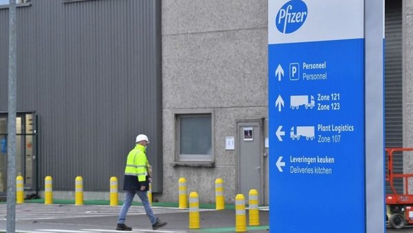 Reino Unido recibe su primer lote de vacuna covid-19 de Pfizer - Noticiero Paraguay