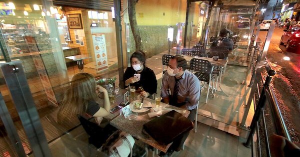 La Nación / Sector gastronómico pide solución eficiente al Gobierno ante la crisis