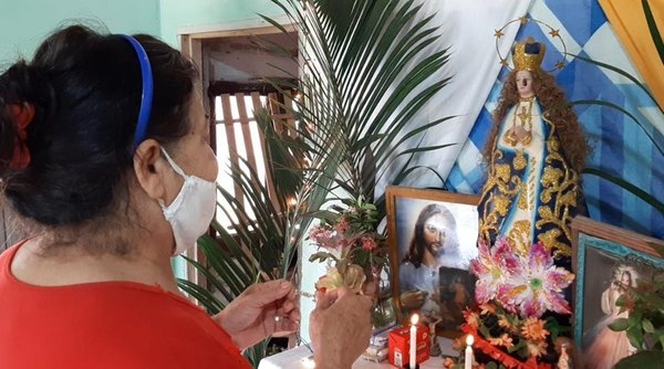 Crónica / LÁGRIMA DE DOLOR: “¿La Virgen se enojó porque su casa está vacía?”