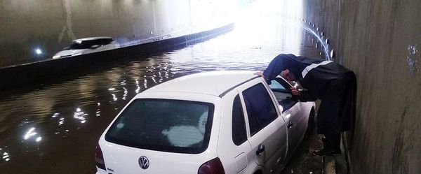 Aguas toman el “superviaducto” - Nacionales - ABC Color