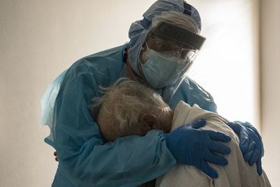 La pandemia se agrava y supera los 65 millones de contagios en el mundo - Mundo - ABC Color