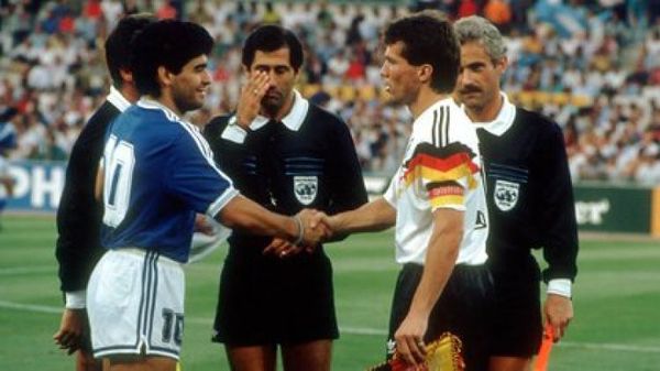 Una reunión secreta y un portafolio lleno de dinero: la inédita anécdota de Lothar Matthaus con Diego Maradona