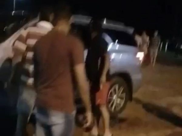 Matan a una niña y a su papá a balazos