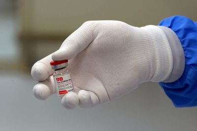 OMS advierte que pandemia no acabará con lanzamiento de la vacuna - Mundo - ABC Color