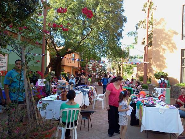 Este domingo feria de emprendedores frente a la Catedral de San Lorenzo » San Lorenzo PY