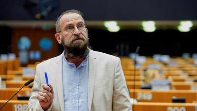 El viejo mundo escandalizado por eurodiputado que participó en orgía gay