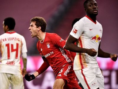 El Bayer mantiene las distancias