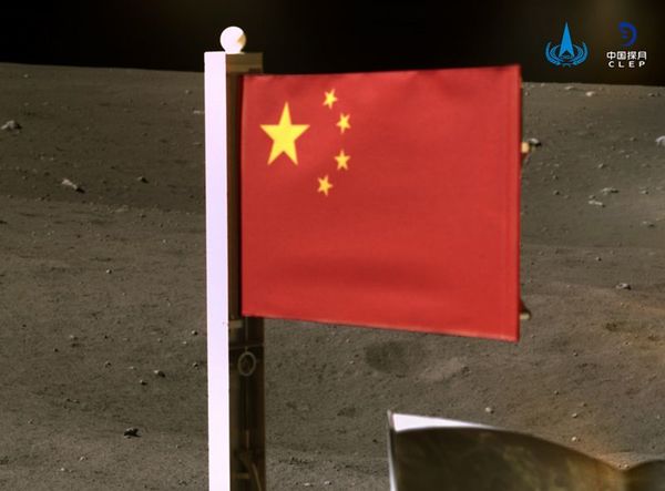 China: segundo país en la historia en plantar su bandera en la Luna