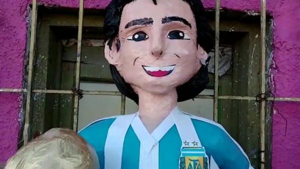 Rinden tributo a Diego Maradona en México con una piñata