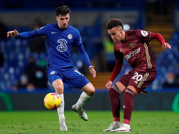 El Chelsea es líder tras remontar al Leeds