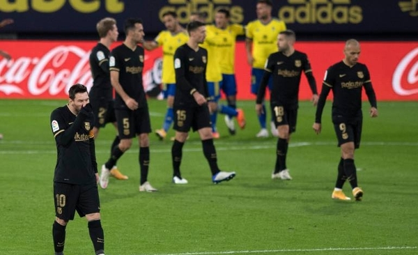 HOY / Barcelona cae de nuevo y esta vez ante un modesto rival