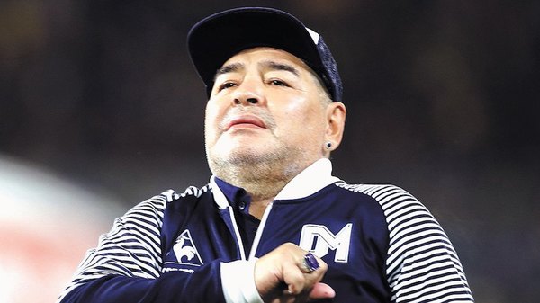 Crónica / El corazón de Maradona pesaba el doble de lo normal