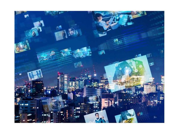 Digitalizar los medios de producción es otro desafío para América Latina