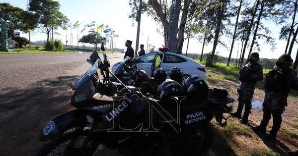 La Nación / Caacupé: Dinatran suspenderá el transporte si persiste desborde de visitantes