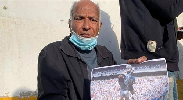 HOY / El arbitro de la "mano de Dios" vuelve a pitar para homenajear a Maradona