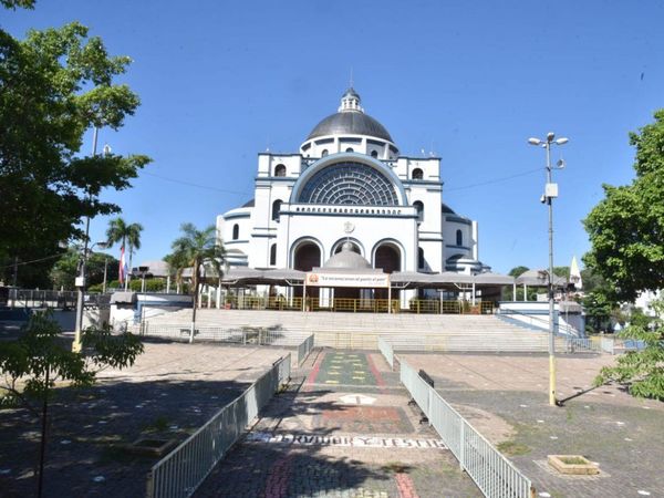 Novenario a Virgen Caacupé culmina en un desolado santuario por el Covid-19