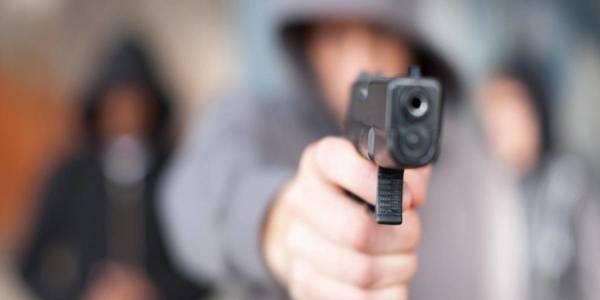 Buscan al autor que disparó a un adolescente – Prensa 5